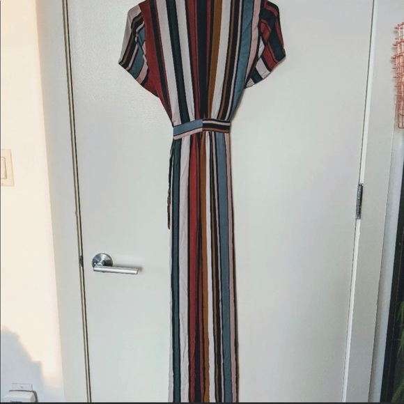 Vicki Bardot Wrap Dress - Picture 5 of 5